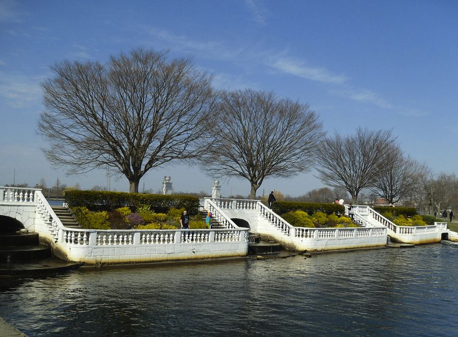 Babylon Village