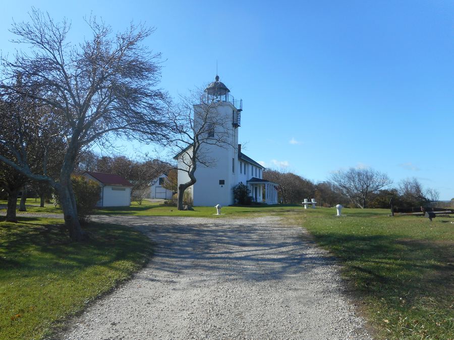 Horton Point Lighthouse & Nautical Museum