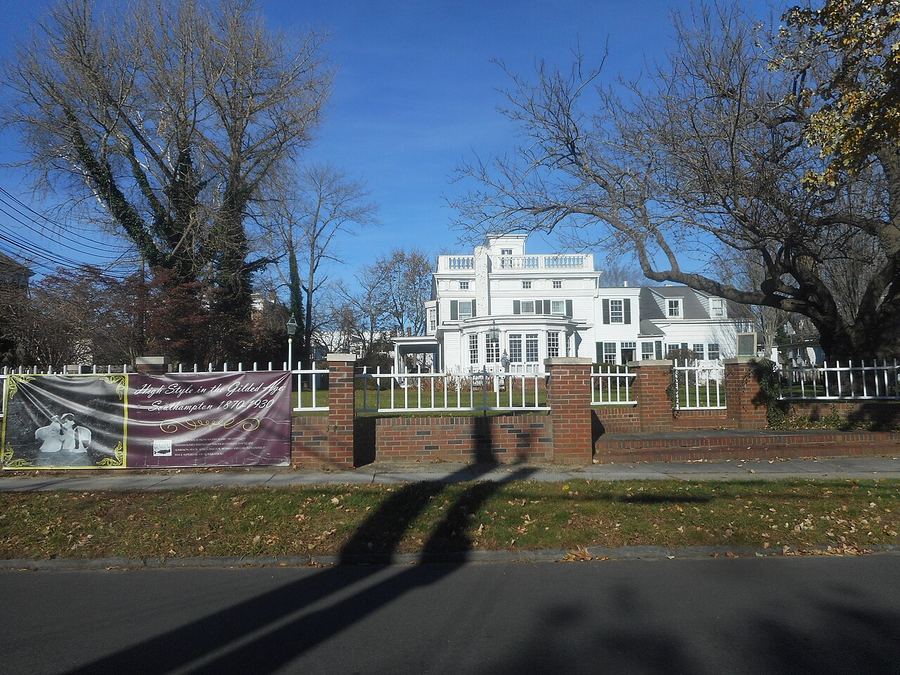 Southampton History Museum at Rogers Mansion
